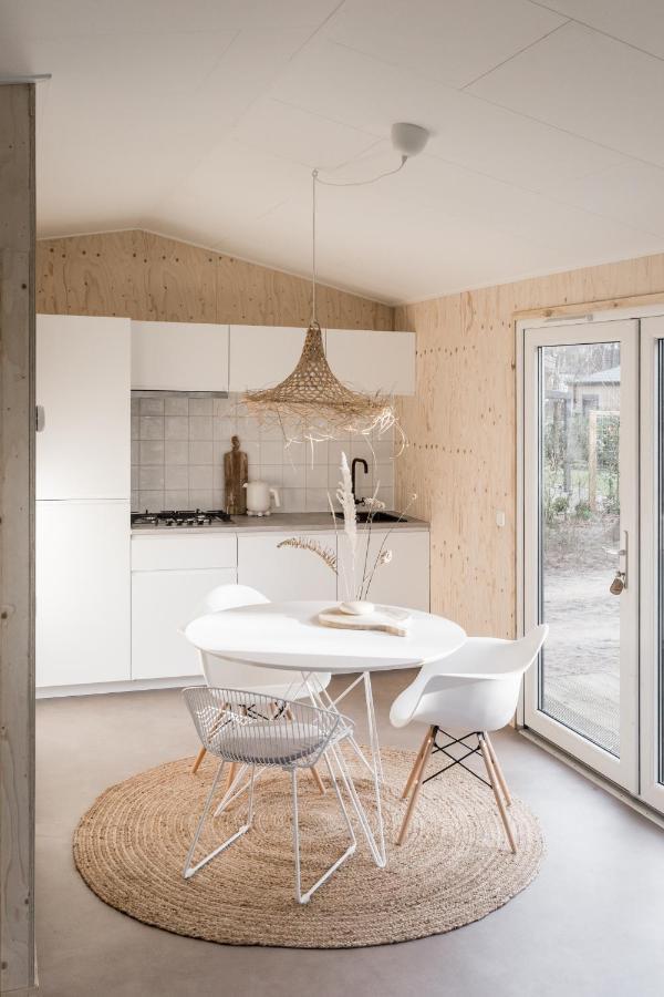 Noyr. Tiny House Villa นึนชเปท ภายนอก รูปภาพ